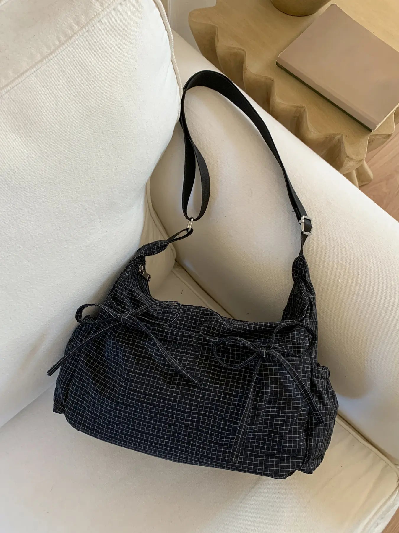 Niche Sweet Cool Stylish Simple, Versatile One-Shoulder Messenger Bag, Shoulder Strap Messenger Bag with Adjustable Personality, Retro Plaid One-Shoulder Underarm Bag, Casual and Everyday Suitable for Shopping and Dating, Etc.