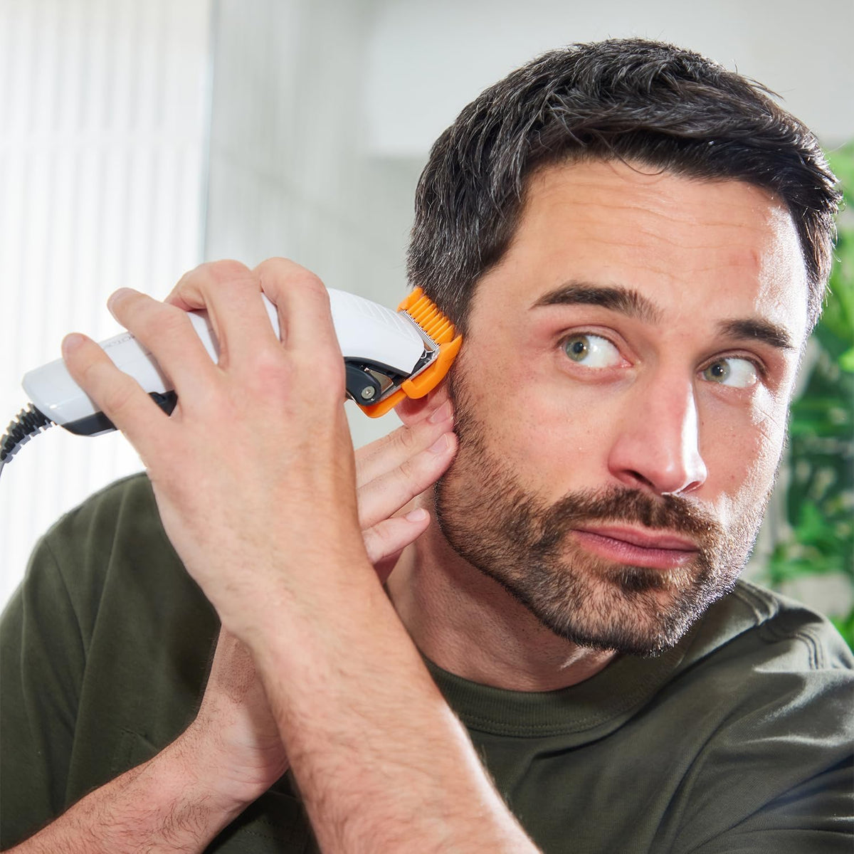 Remington ColourCut Hair Clippers Kit – 9 Guide Combs