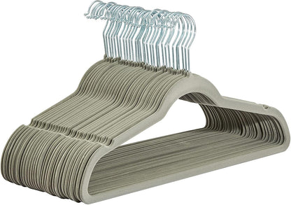 Amazon Basics Slim Velvet Non-Slip Suit Hangers - 30-Pack, Black/Silver