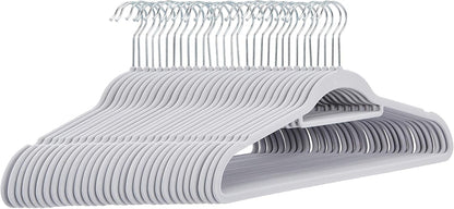 Amazon Basics Slim Velvet Non-Slip Suit Hangers - 30-Pack, Black/Silver