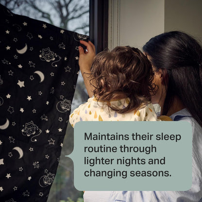 Tommee Tippee Sleeptight Portable Blackout Blind with Suction Cups, Adjustable and Lightweight, Large, 130 x 198cm
