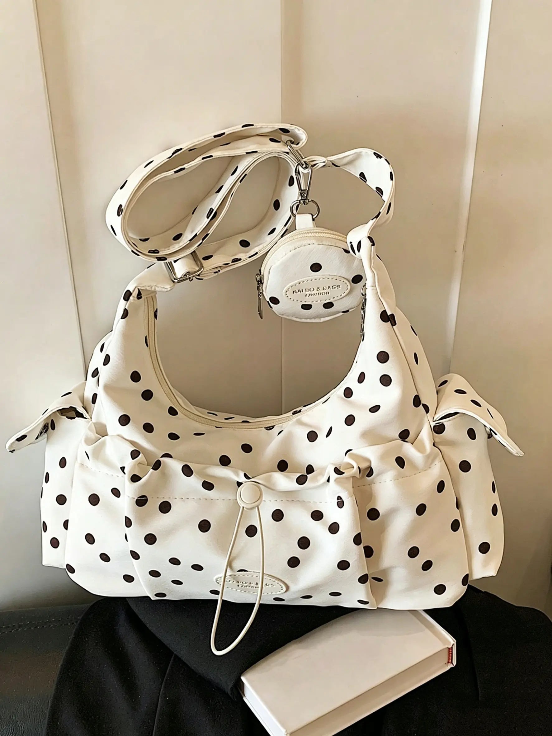 Niche Sweet Cool Stylish Simple, Versatile One-Shoulder Messenger Bag, Shoulder Strap Messenger Bag with Adjustable Personality, Retro Plaid One-Shoulder Underarm Bag, Casual and Everyday Suitable for Shopping and Dating, Etc.