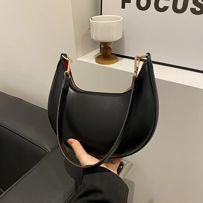 Women's Crescent Shoulder Bag – Elegant Moon-Shaped Crossbody Purse