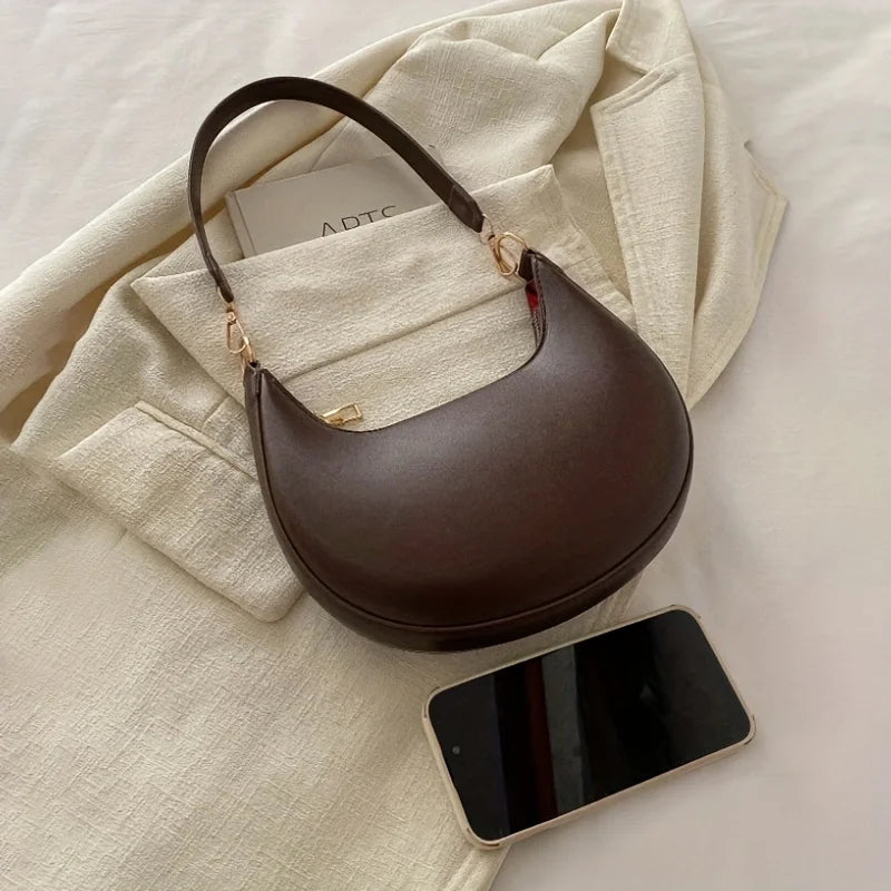 Women's Crescent Shoulder Bag – Elegant Moon-Shaped Crossbody Purse