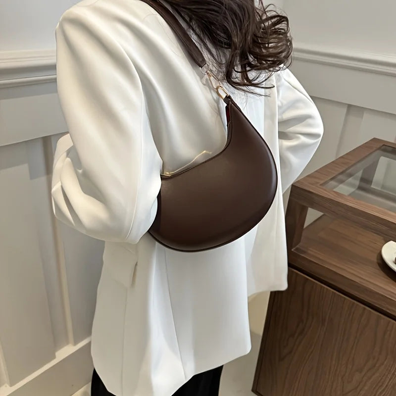 Women's Crescent Shoulder Bag – Elegant Moon-Shaped Crossbody Purse