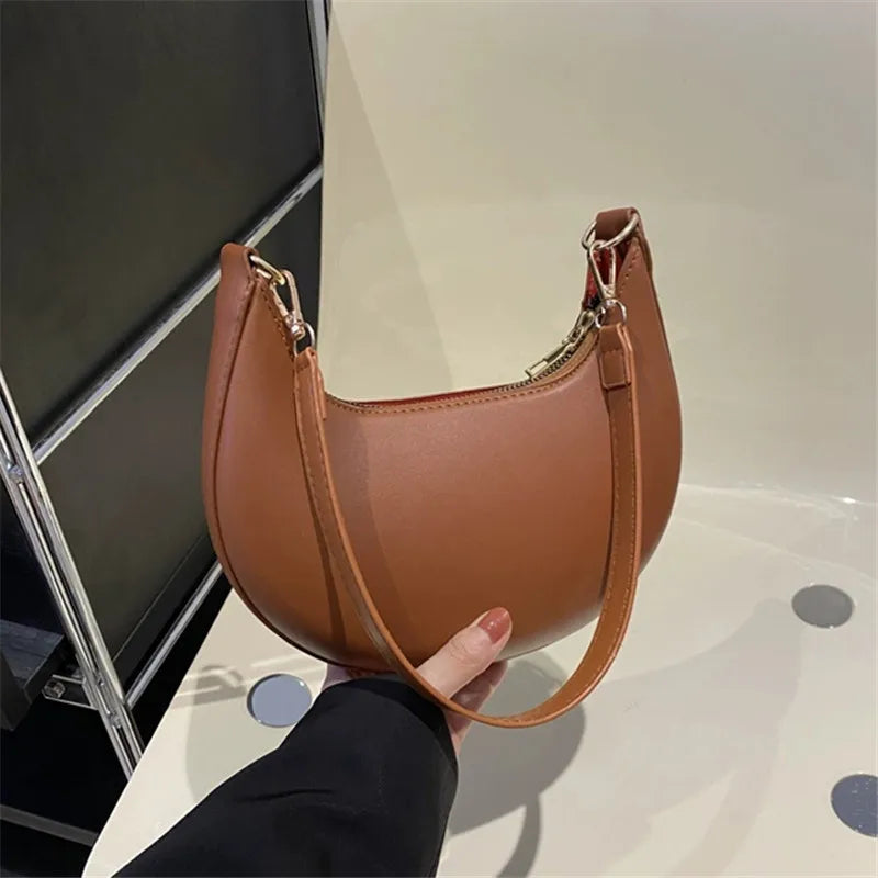 Women's Crescent Shoulder Bag – Elegant Moon-Shaped Crossbody Purse