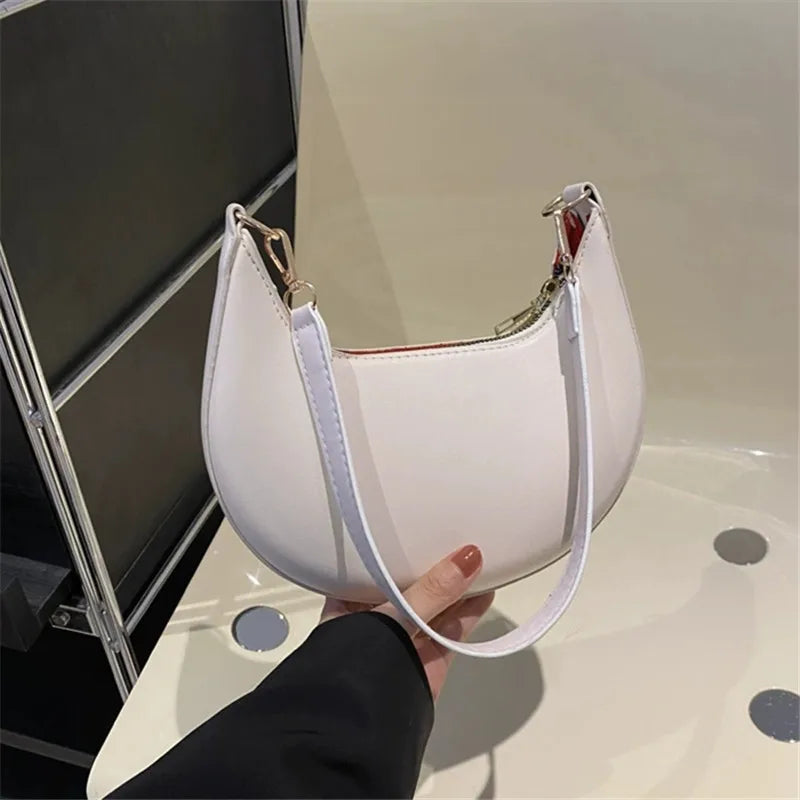 Women's Crescent Shoulder Bag – Elegant Moon-Shaped Crossbody Purse