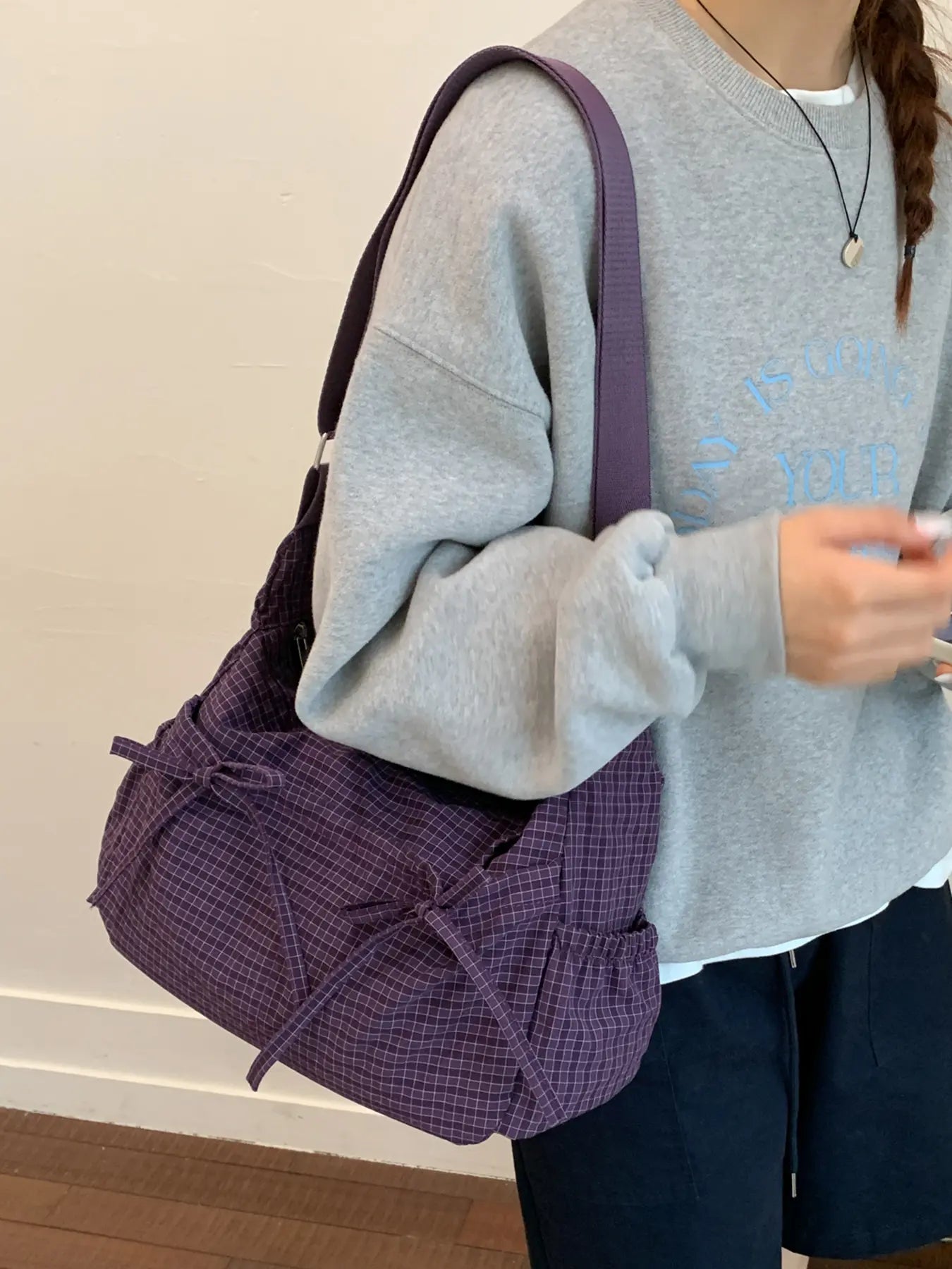 Niche Sweet Cool Stylish Simple, Versatile One-Shoulder Messenger Bag, Shoulder Strap Messenger Bag with Adjustable Personality, Retro Plaid One-Shoulder Underarm Bag, Casual and Everyday Suitable for Shopping and Dating, Etc.